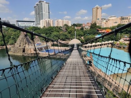 Have Fun at Sunway Lagoon Theme Park